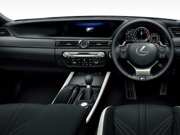 Lexus odświeża model GS F